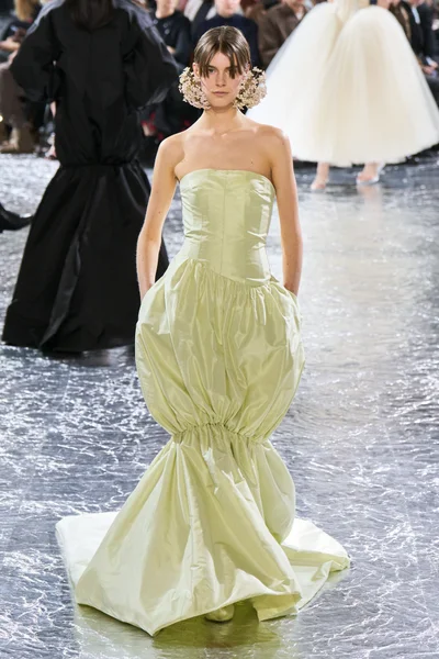 Look 31